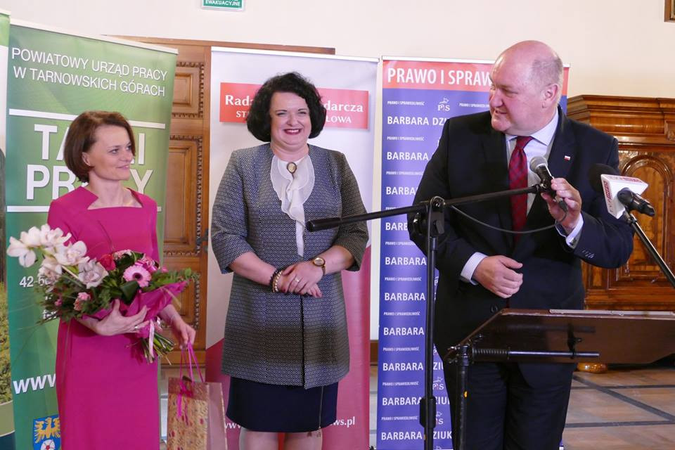 Wicewojewoda Jan Chrząszcz przemawia podczas kongresu 