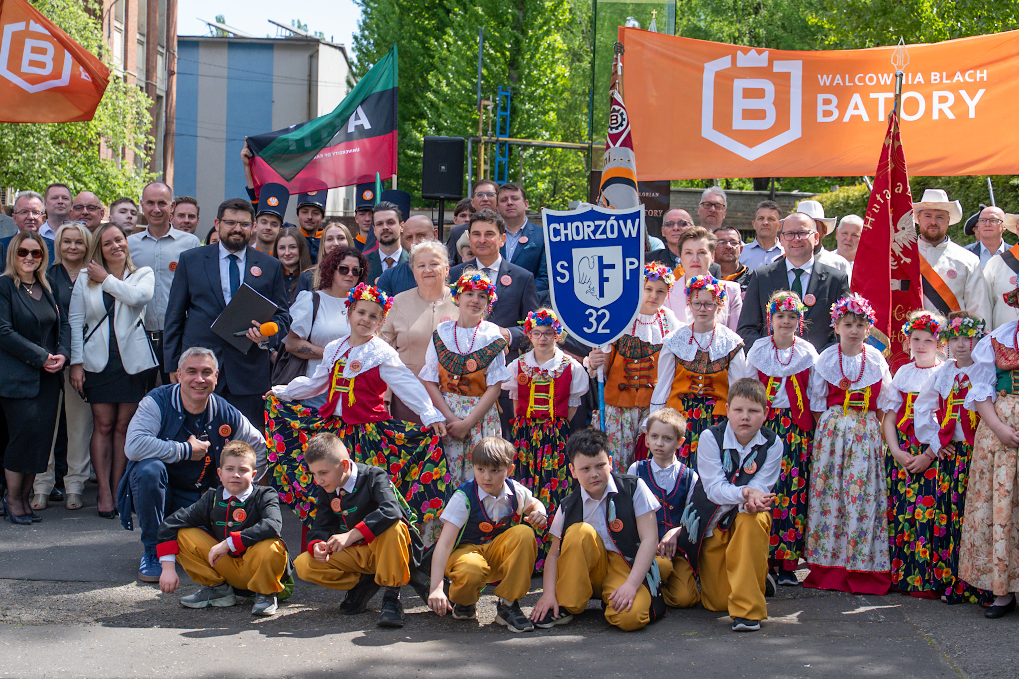 Zdjęcie grupowe uczestników wydarzenia