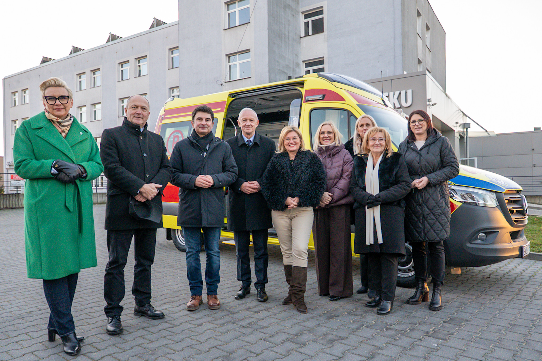 Nowy ambulans dla Zespołu Opieki Zdrowotnej w Kłobucku