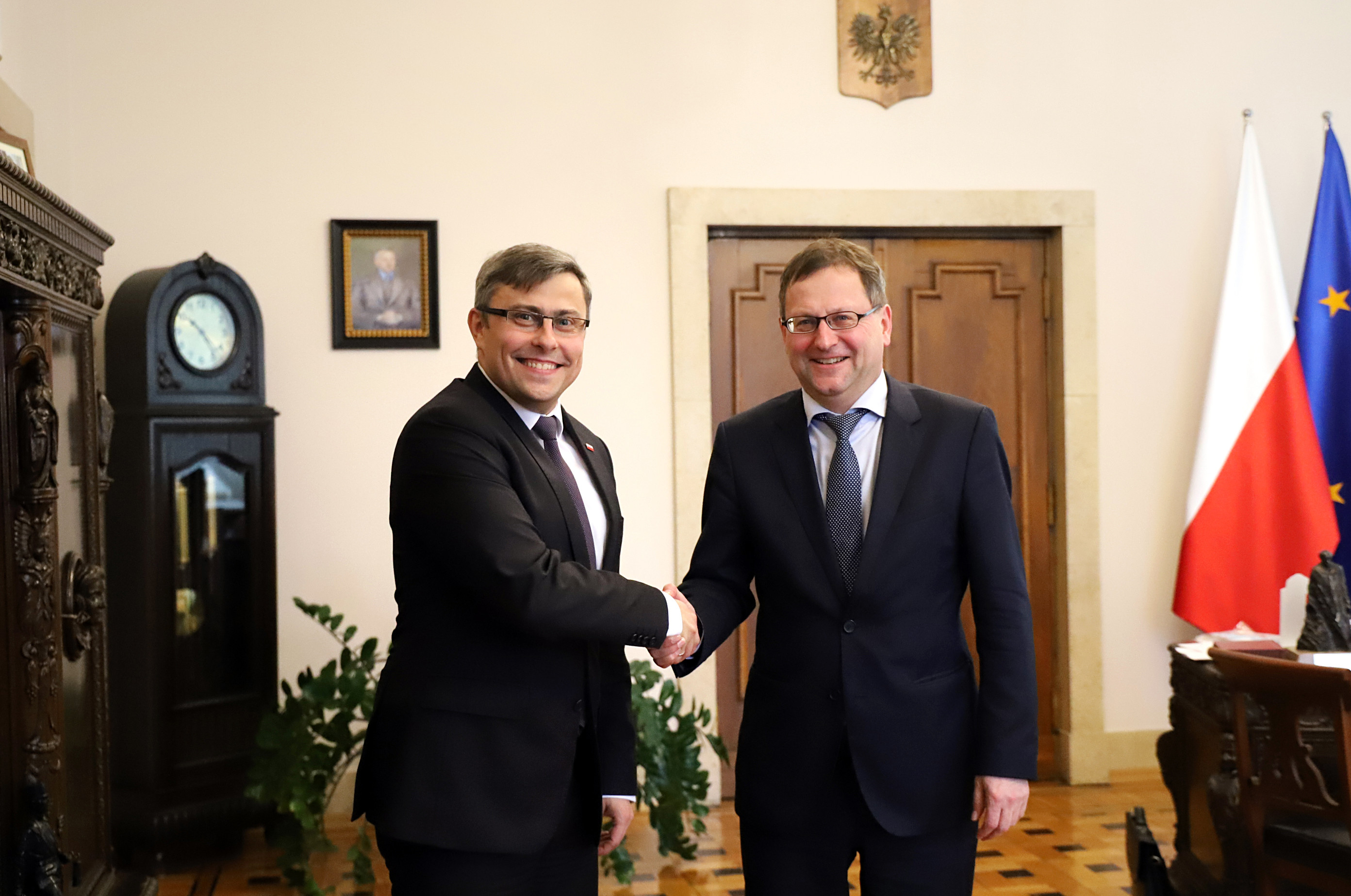 Wojewoda Jarosław Wieczorek z Manfredem Hutererem, Ministrem Pełnomocnym Ambasady Republiki Federalnej Niemiec w Polsce /fot. A. Karendał/