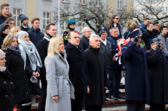 Galeria ze zdjęciami z wojewódzkich uroczystości z okazji 150. rocznicy urodzin marszałka Józefa Piłsudskiego /fot. A. Karendał/