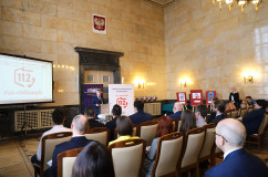 Galeria zdjęć z konferencji z okazji Europejskiego Dnia Numeru Alarmowego 112 /fot. A. Karendał/