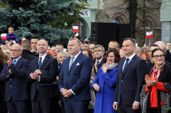 Galeria ze zdjęciami z wizyty Prezydenta Andrzeja Dudy w Wodzisławiu Śląskim, podczas której obecny był wojewoda śląski Jarosław Wieczorek /fot. A. Karendał/