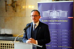 Galeria zdjęć z obchodów jubileuszu 25-lecia istnienia Stałego Sądu Polubownego w Katowicach, w których udział wziął wicewojewoda śląski Mariusz Trepka.