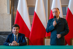 Odprawa wojewódzkich inspektorów ruchu drogowego w Sali Marmurowej Urzędu Wojewódzkiego