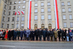 Galeria ze zdjęciami z wojewódzkich obchodów Święta Niepodległości w Katowicach z udziałem m.in. wojewody Jarosława Wieczorka /fot. A. Karendał/