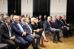 Galeria zdjęć z konferencji w Wodzisławiu Śląskim pn. „Totalitaryzm – geneza, fakty, przeciwdziałanie” /fot. Anna Karendał/