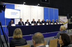 Fotogaleria ze zdjęciami z pierwszego dnia VII Europejskiego Kongresu Małych i Średnich Przedsiębiorstw z udziałem m.in. wicepremiera Jarosława Gowina i wojewody Jarosława Wieczorka /fot. A. Karendał/