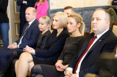 Galeria zdjęć z konferencji poświęconej realizacji programu 