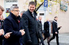 Galeria ze zdjęciami z wojewódzkich obchodów Święta Niepodległości w Katowicach z udziałem m.in. wojewody Jarosława Wieczorka /fot. A. Karendał/