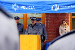Galeria ze zdjęciami  z otwarcia nowego posterunku w Gołkowicach z udziałem wicewojewody Mariusza Trepki /fot. K. Kamasiński/