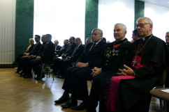 Fotogaleria z uroczystości barbórkowych w Głównym Instytucie Górnictwa z udziałem wojewody śląskiego.