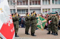 Galeria ze zdjęciami z wojewódzkich obchodów Święta Niepodległości w Katowicach z udziałem m.in. wojewody Jarosława Wieczorka /fot. A. Karendał/