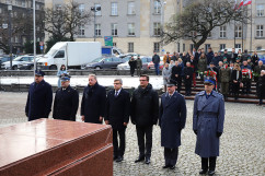 Galeria ze zdjęciami z wojewódzkich uroczystości z okazji 150. rocznicy urodzin marszałka Józefa Piłsudskiego /fot. A. Karendał/