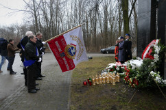 Uroczystości z okazji 12. rocznicy zawalenia się hali MTK z udziałem wicewojewody śląskiego Jana Chrząszcza.