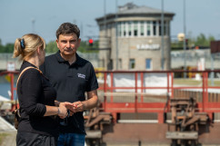 Robocza wizja terenowa na śluzie Łabędy.