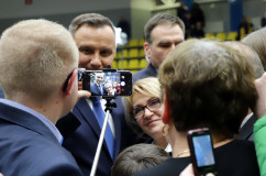 Galeria zdjęć z wizyty Prezydenta RP Andrzeja Dudy w Żorach z udziałem wojewody Jarosława Wieczorka /fot. A. Karendał/