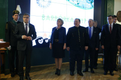 Fotogaleria z uroczystości barbórkowych w Głównym Instytucie Górnictwa z udziałem wojewody śląskiego.