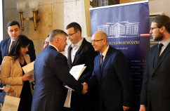 Galeria zdjęć z konferencji z okazji Europejskiego Dnia Numeru Alarmowego 112 /fot. A. Karendał/