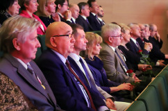Galeria ze zdjęciami z jubileuszu Walcowni Rur Silesia SA z udziałem wojewody Jarosława Wieczorka  /fot. A. Karendał/