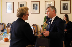 Fotogaleria z Dnia Kobiet w Śląskim Urzędzie Wojewódzkim.