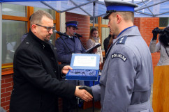 Galeria ze zdjęciami  z otwarcia nowego posterunku w Gołkowicach z udziałem wicewojewody Mariusza Trepki /fot. K. Kamasiński/