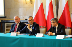 Galeria zdjęć z konferencji poświęconej realizacji programu 