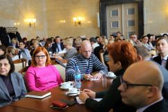 Zdjęcia ze spotkania z przedstawicielami samorządów lokalnych  na temat programu 