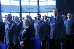 Fotogaleria z uroczystości wręczenia Medali za Długoletnią Służbę policjantom i pracownikom Policji / zdjęcie: K. Kamasiński