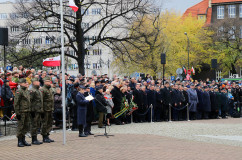 Galeria ze zdjęciami z wojewódzkich obchodów Święta Niepodległości w Katowicach z udziałem m.in. wojewody Jarosława Wieczorka /fot. A. Karendał/