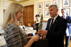 Fotogaleria z Dnia Kobiet w Śląskim Urzędzie Wojewódzkim.