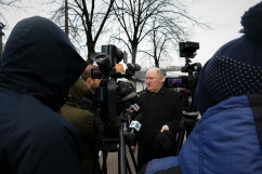 Uroczystości z okazji 12. rocznicy zawalenia się hali MTK z udziałem wicewojewody śląskiego Jana Chrząszcza.