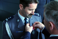 Fotogaleria z uroczystości wręczenia Medali za Długoletnią Służbę policjantom i pracownikom Policji / zdjęcie: K. Kamasiński