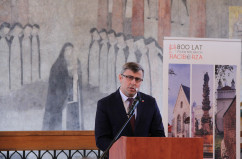 Galeria zawiera zdjęcia z konferencji odbywającej się w związku z 20 rocznicą tzw. powodzi tysiąclecia, która dotknęła m.in. Racibórz. W wydarzeniu wziął udział wojewoda Jarosław Wieczorek
