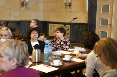 Galeria zdjęć ze spotkania z przedstawicielami środowiskowych domów samopomocy społecznej z udziałem wicewojewody Jana Chrząszcza /fot. A. Karendał/