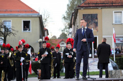 Galeria ze zdjęciami z wizyty Prezydenta Andrzeja Dudy w Wodzisławiu Śląskim, podczas której obecny był wojewoda śląski Jarosław Wieczorek /fot. A. Karendał/