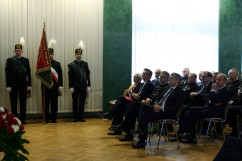 Fotogaleria z uroczystości barbórkowych w Głównym Instytucie Górnictwa z udziałem wojewody śląskiego.