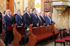 37 lat temu podpisano Porozumienie Katowickie - galeria zawiera zdjęcia z obchodów w Dąbrowie Górniczej z udziałem wojewody Jarosława Wieczorka