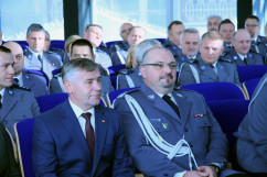 Fotogaleria z uroczystości wręczenia Medali za Długoletnią Służbę policjantom i pracownikom Policji / zdjęcie: K. Kamasiński