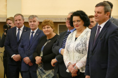 Zdjęcia z wizyty ministra spraw wewnętrznych i administracji Joachima Brudzińskiego w Katowicach.