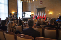 Wojewoda śląski Jarosław Wieczorek przedstawił na konferencji prasowej działania na rzecz województwa śląskiego podczas dwuletniej pracy rządu premier Beaty Szydło  / zdjęcia: B. Szwedowski