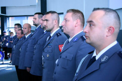 Fotogaleria z uroczystości wręczenia Medali za Długoletnią Służbę policjantom i pracownikom Policji / zdjęcie: K. Kamasiński