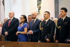 Galeria zdjęć z wojewódzkich obchodów Święta Narodowego Trzeciego Maja oraz 97. rocznicy wybuchu III powstania śląskiego /fot. A. Księżnik, A. Karendał/