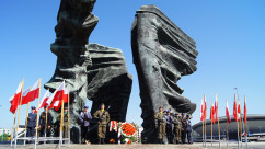 Galeria zdjęć z wojewódzkich obchodów Święta Narodowego Trzeciego Maja oraz 97. rocznicy wybuchu III powstania śląskiego /fot. A. Księżnik, A. Karendał/