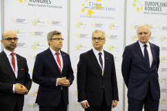 Fotogaleria ze zdjęciami z pierwszego dnia VII Europejskiego Kongresu Małych i Średnich Przedsiębiorstw z udziałem m.in. wicepremiera Jarosława Gowina i wojewody Jarosława Wieczorka /fot. A. Karendał/
