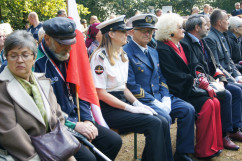 Fotogaleria przedstawia uroczystości, które odbyły się na polanie 