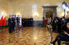 Galeria zdjęć z konferencji prasowej nt. naboru wniosków dla OSP w ramach Funduszu Sprawiedliwości  /fot. A. Karendał/