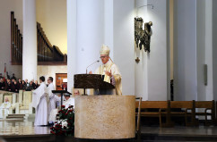 Galeria zdjęć z wojewódzkich obchodów Święta Narodowego Trzeciego Maja oraz 97. rocznicy wybuchu III powstania śląskiego /fot. A. Księżnik, A. Karendał/