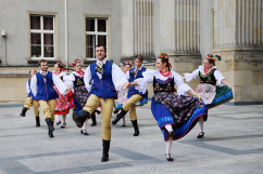 Galeria zdjęć z wojewódzkich obchodów Święta Narodowego Trzeciego Maja oraz 97. rocznicy wybuchu III powstania śląskiego /fot. A. Księżnik, A. Karendał/