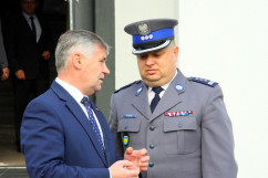 Fotogaleria z otwarcia Posterunku Policji w Porębie z udziałem wicewojewody śląskiego Mariusza Trepki.
